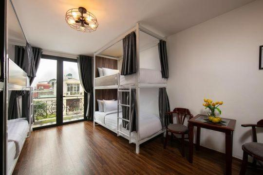 Hanoi Eastern Gate Hostel & Spa Esterno foto